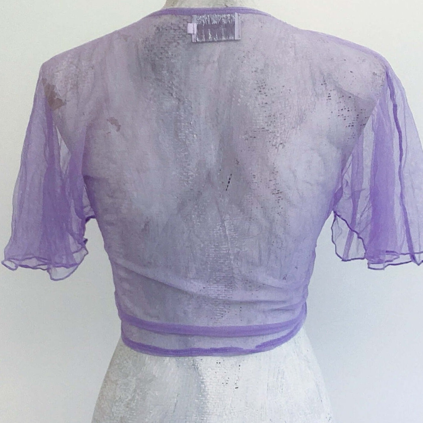 Back view of tie top.